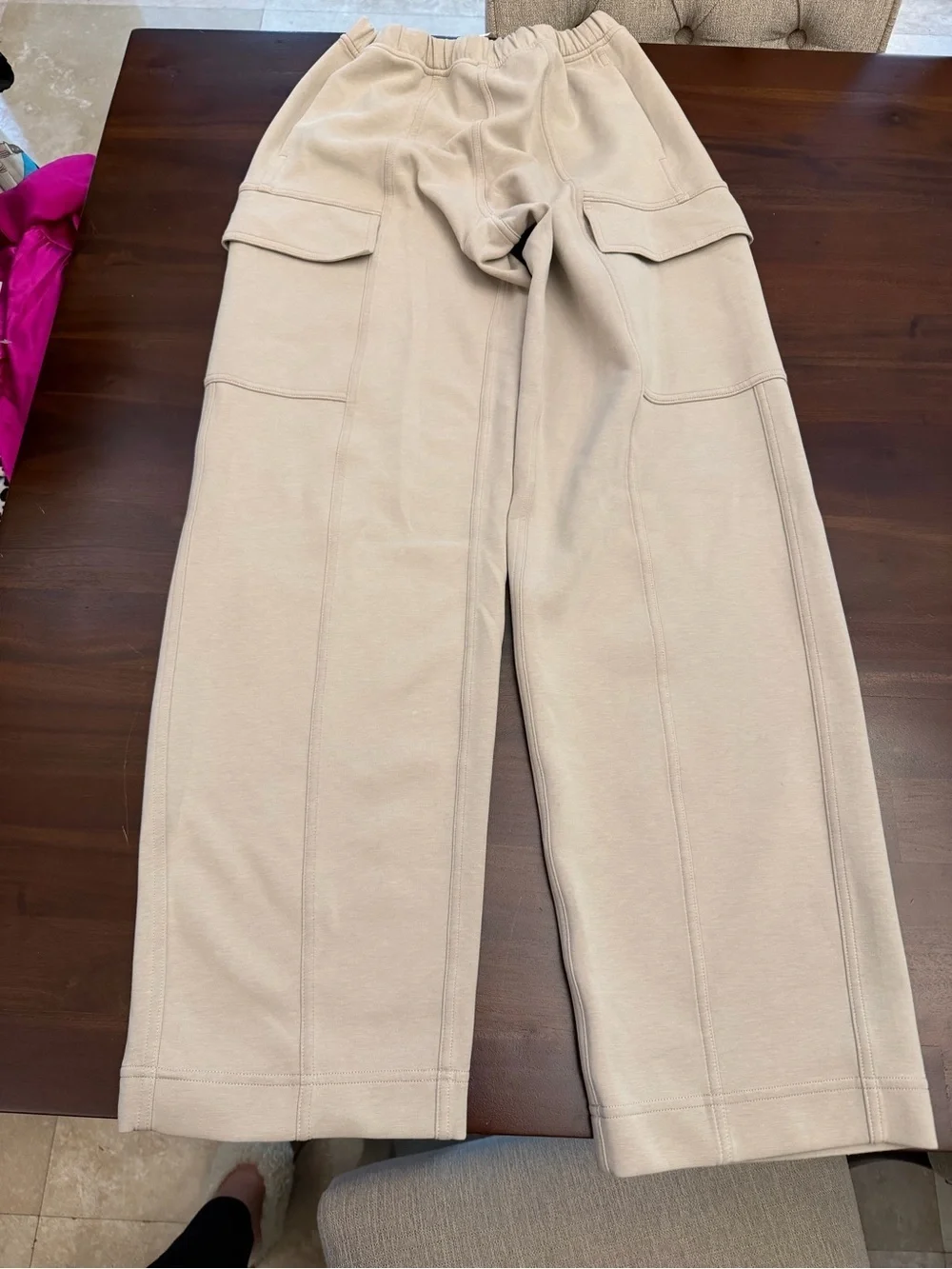 Lululemon Cotton-Blend Double-Knit Mid-Rise Cargo Pant Mojave Tan